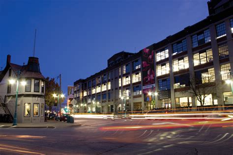 Milwaukee Institute of Art & Design .